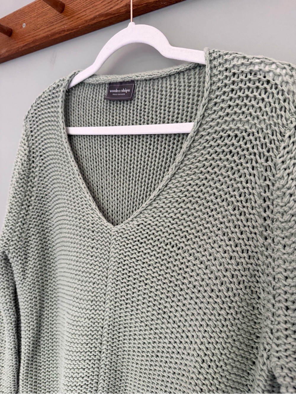 Wooden Ships Sea Foam Green V-Neck Open Knit Pullover Lightweight Sweater - Picture 8 of 14